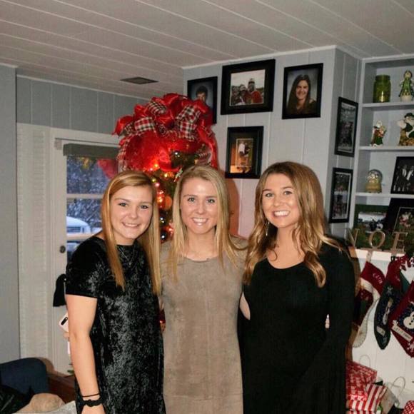 Meet your Posher, Katie - Picture 1 of 1